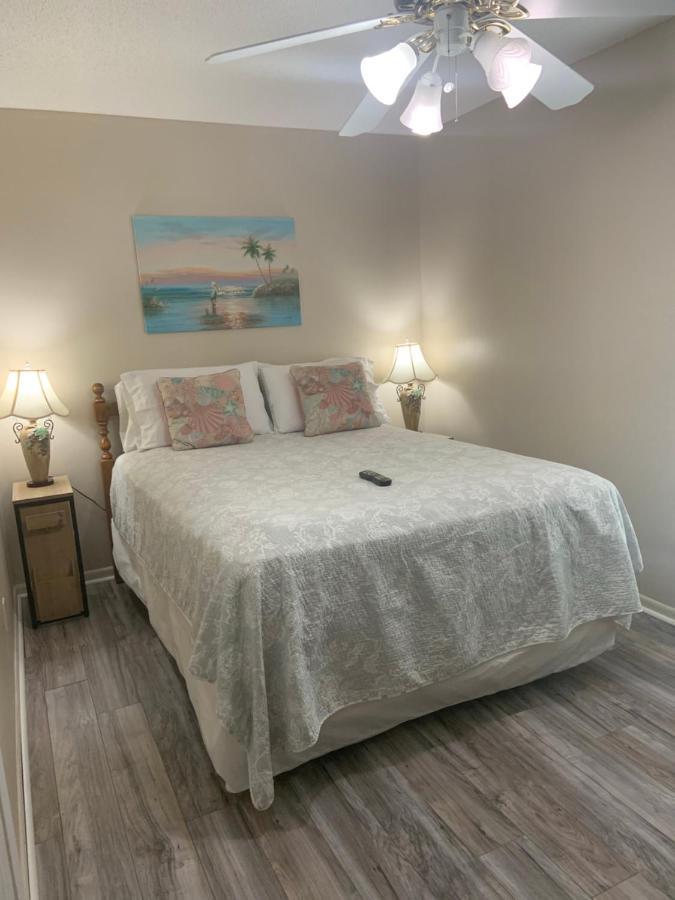 Cozy Comfortable & Convenient เพนซาโคลา ภายนอก รูปภาพ